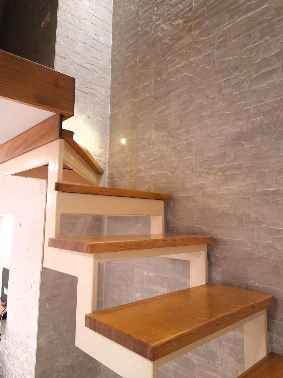 Toledo 27, A Due Passi Da Piazza Del Plebiscito Apartman Nápoly Kültér fotó