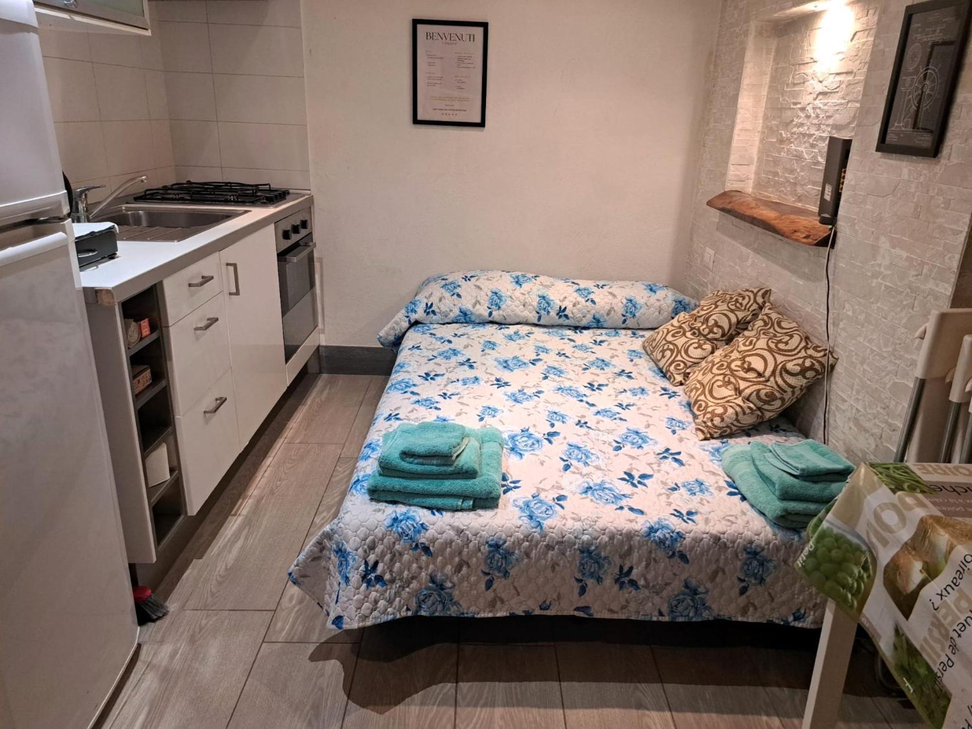 Toledo 27, A Due Passi Da Piazza Del Plebiscito Apartman Nápoly Kültér fotó